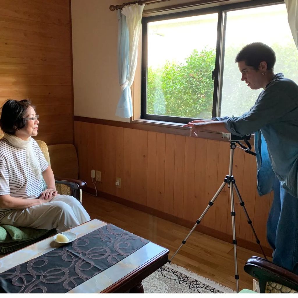 カミラさん、撮影にまわってます!