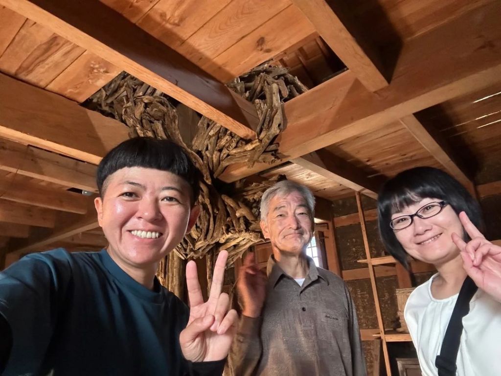 中村さんが作品メンテナンスに来てくださいました!